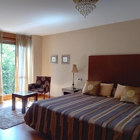 Picos De Europa Suites And Rooms Turieno Eksteriør billede